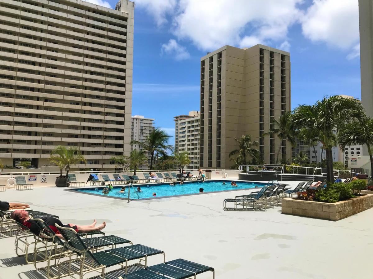 Beautiful 1Br, Steps To Waikiki Beach And Parking Apartment Honolulu Exterior photo