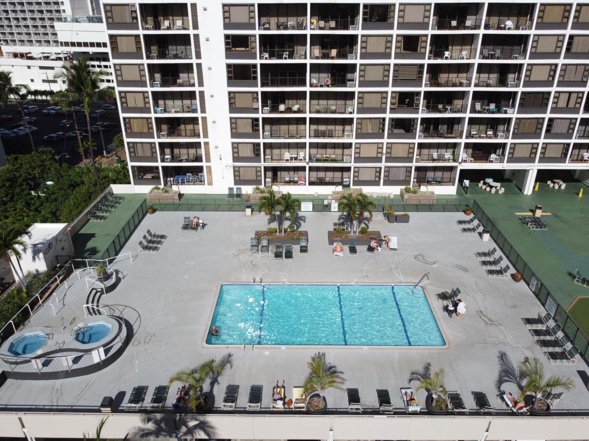 Beautiful 1Br, Steps To Waikiki Beach And Parking Apartment Honolulu Exterior photo