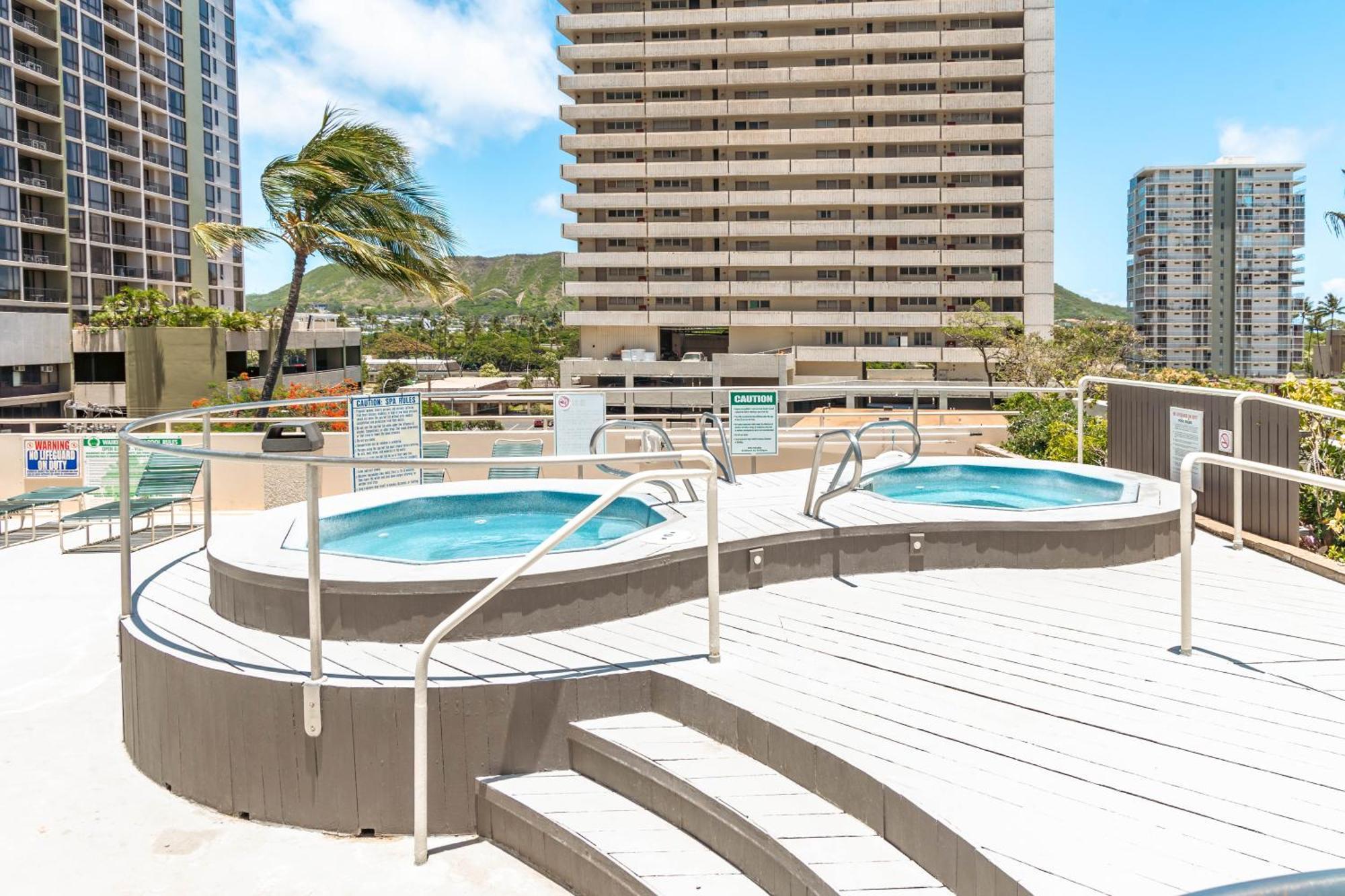 Beautiful 1Br, Steps To Waikiki Beach And Parking Apartment Honolulu Exterior photo